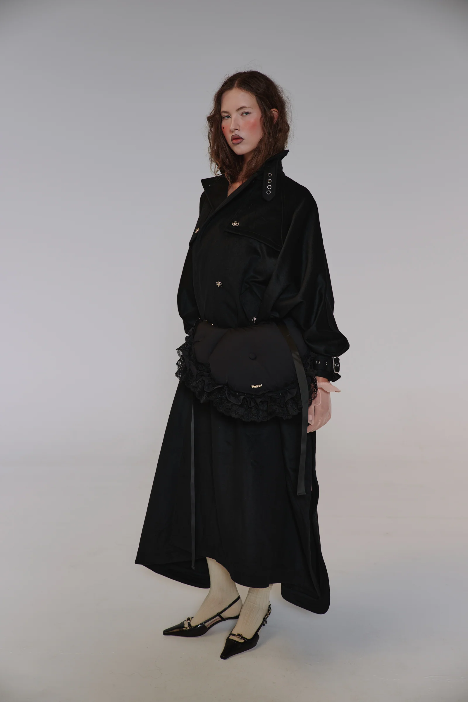 The Caviar Bum Roll Bag - Image 25